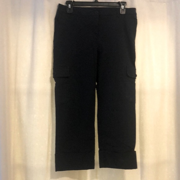 Motherhood Maternity Navy Capris - Picture 1 of 8
